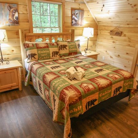 270 Black Bear Retreat Cabin Gatlinburg Exterior photo